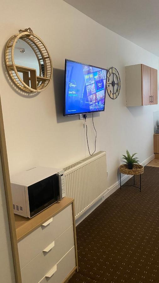 Bv Comfy Studio At Deighton Huddersfield Exterior photo